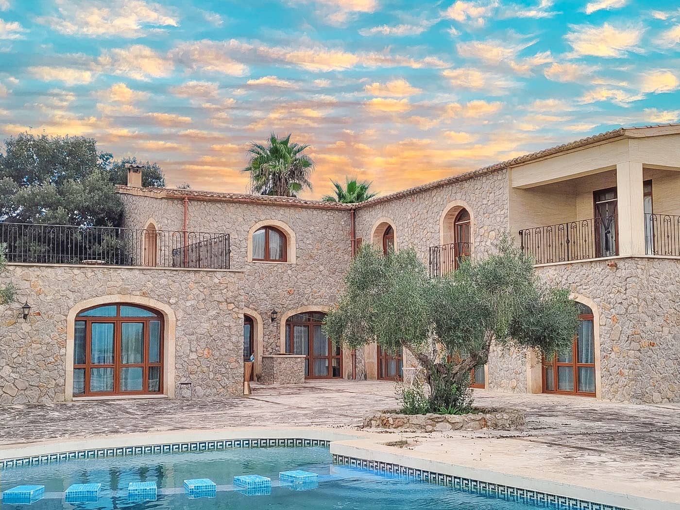 9 soverom Finca/Herregård til salgs i Arta med svømmebasseng garasje - € 2 999 000 (Ref: 8880876)