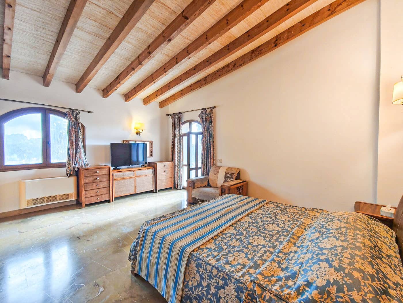 9 soverom Finca/Herregård til salgs i Arta med svømmebasseng garasje - € 2 999 000 (Ref: 8880876)