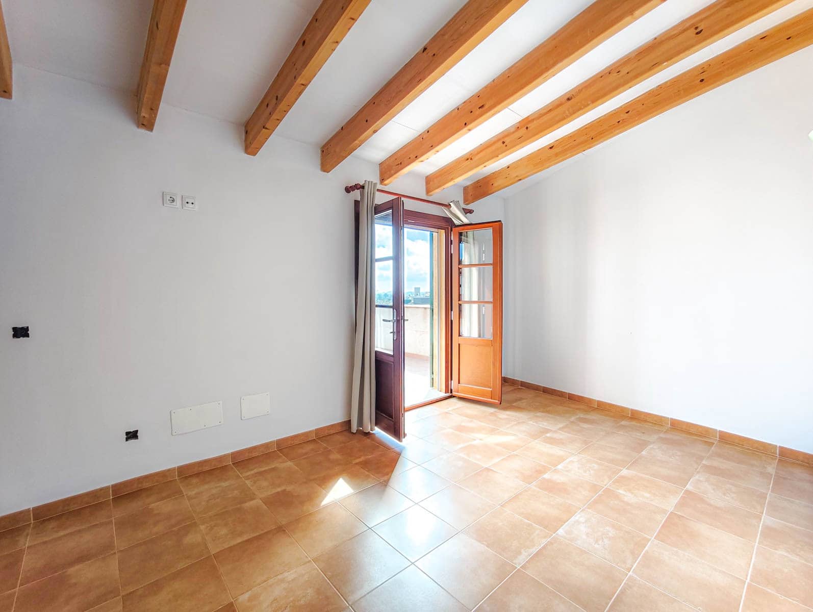 6 soveværelse Byhus til salg i Calvia - € 749.000 (Ref: 8881025)