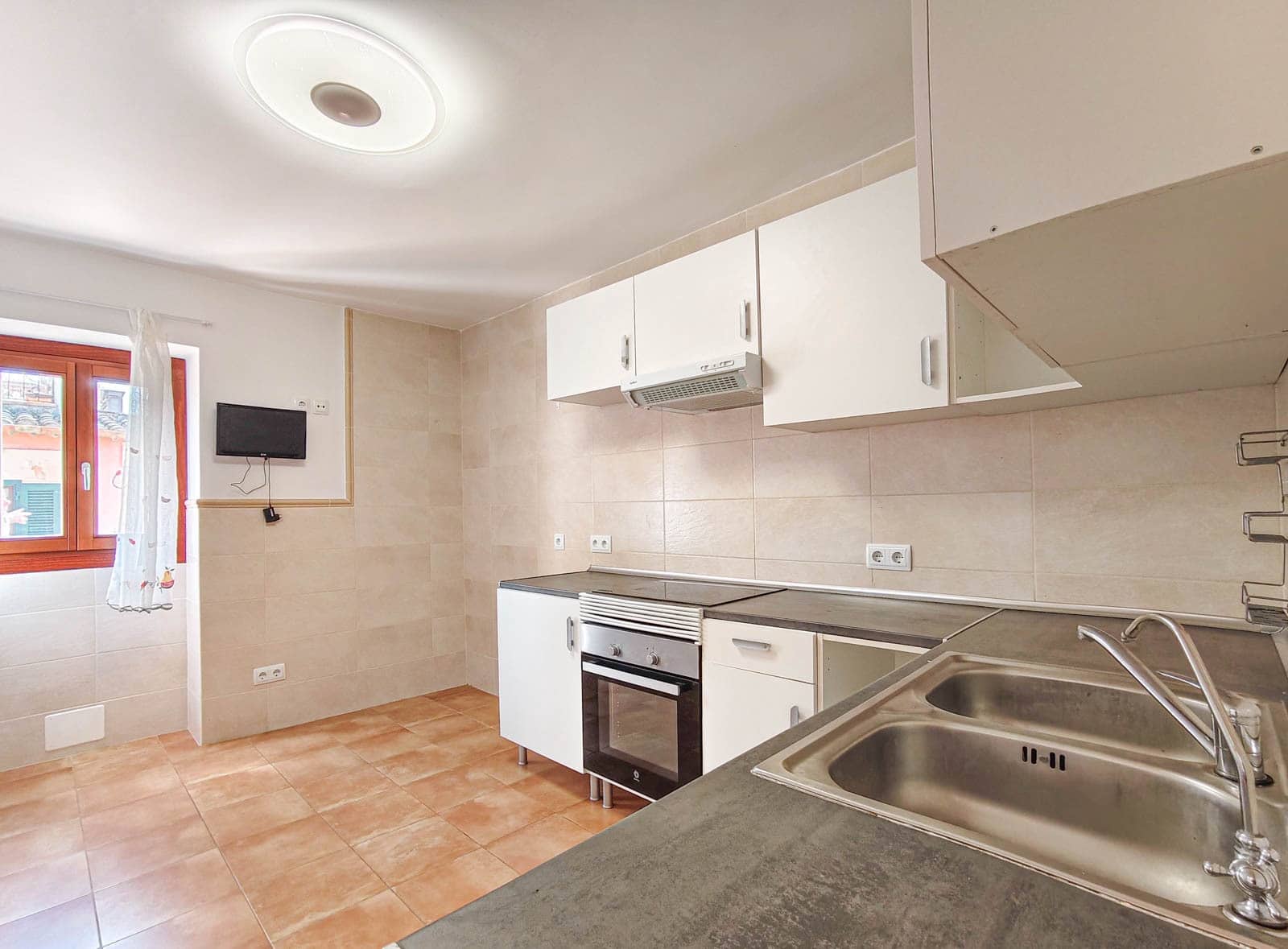 6 soveværelse Byhus til salg i Calvia - € 749.000 (Ref: 8881025)