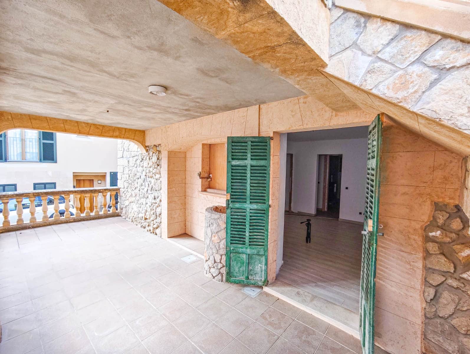 6 soveværelse Byhus til salg i Calvia - € 749.000 (Ref: 8881025)