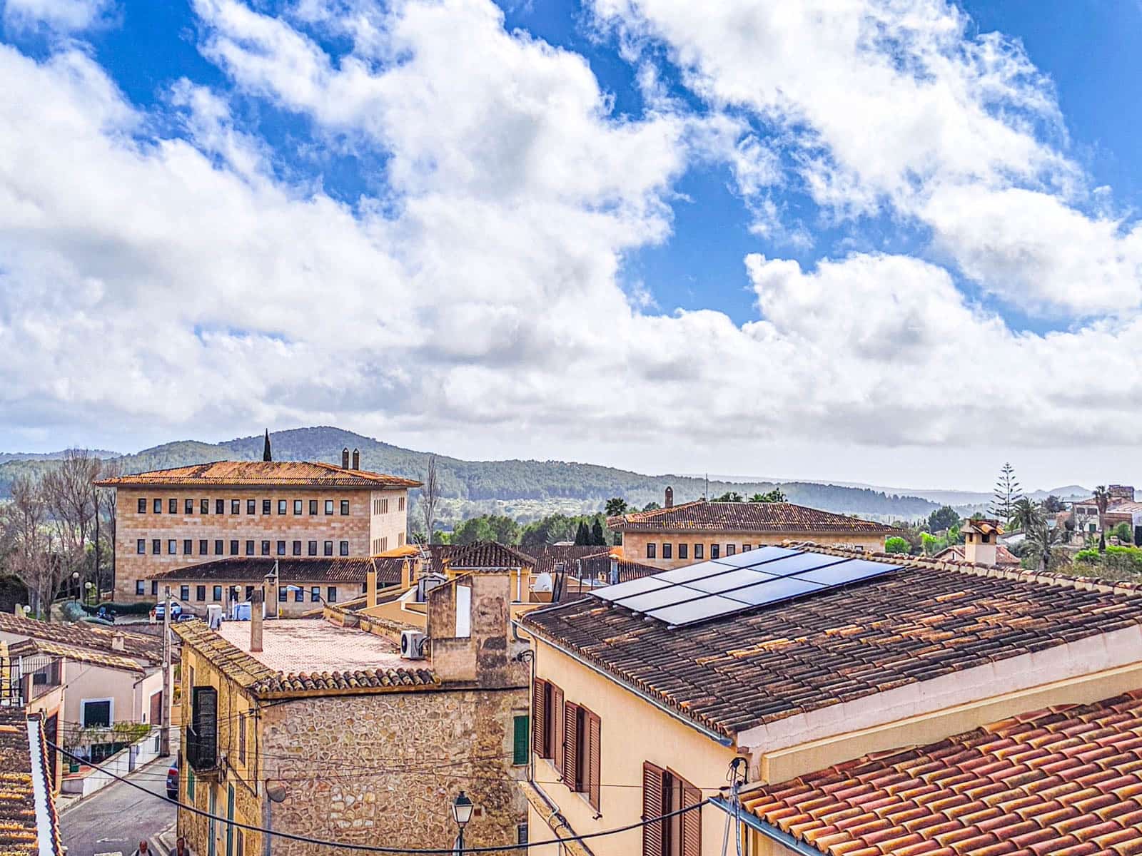 6 soveværelse Byhus til salg i Calvia - € 749.000 (Ref: 8881025)