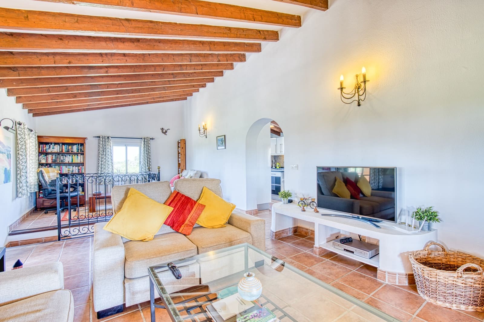 4 bedroom Finca/Country House for sale in Llucmajor with pool garage - € 1,295,000 (Ref: 8882327)