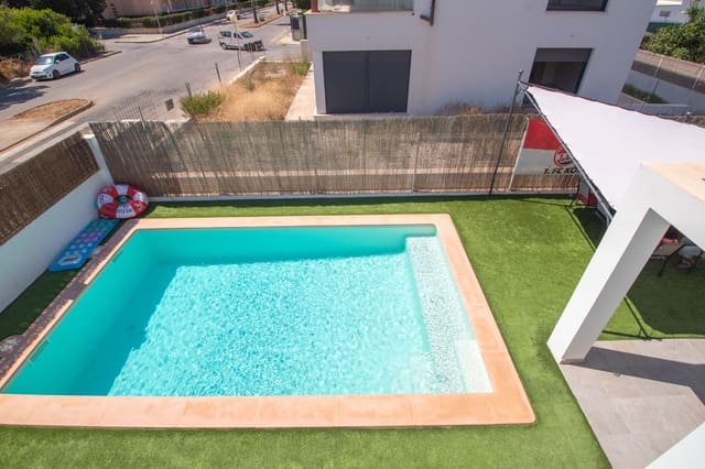 4 slaapkamer Villa te koop in Ca'n Picafort, Santa Margalida met zwembad - € 899.000 (Ref: 8886899)