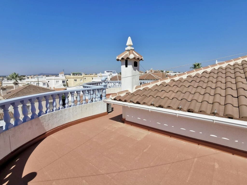 3 soveværelse Villa til salg i San Miguel de Salinas med swimmingpool - € 459.000 (Ref: 8910092)