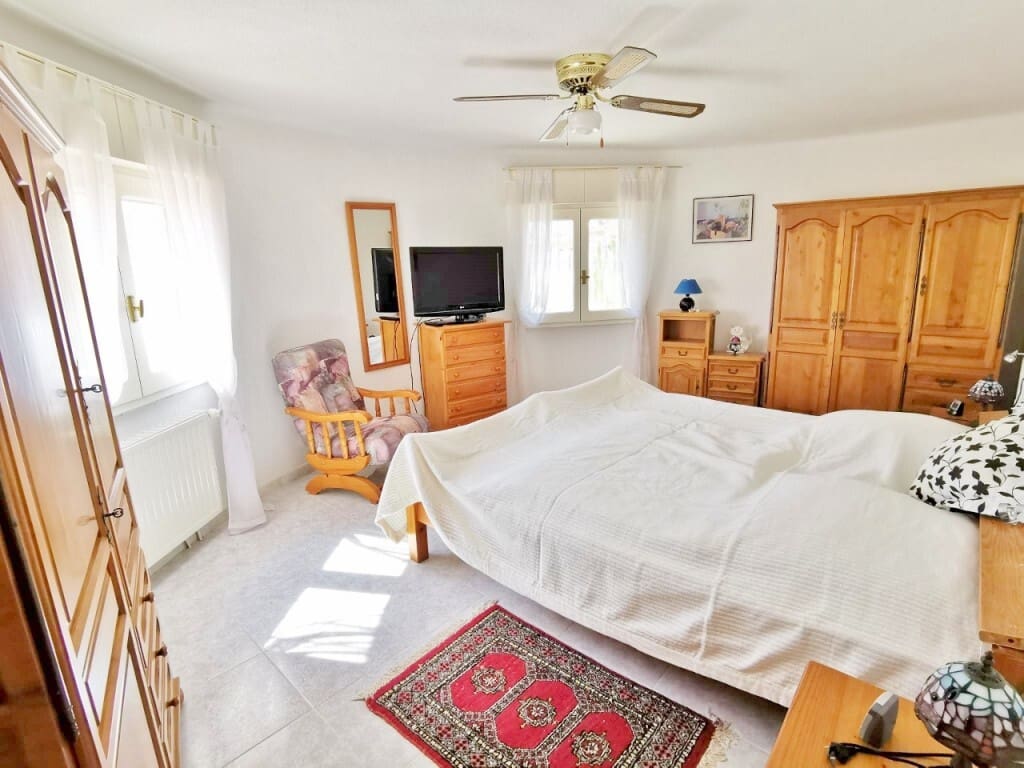 3 soveværelse Villa til salg i San Miguel de Salinas med swimmingpool - € 459.000 (Ref: 8910092)