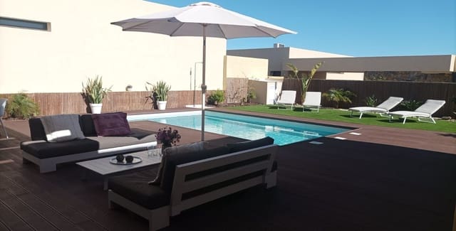 2 bedroom Villa for sale in Baños y Mendigo, Murcia city with pool garage - € 489,000 (Ref: 8914721)