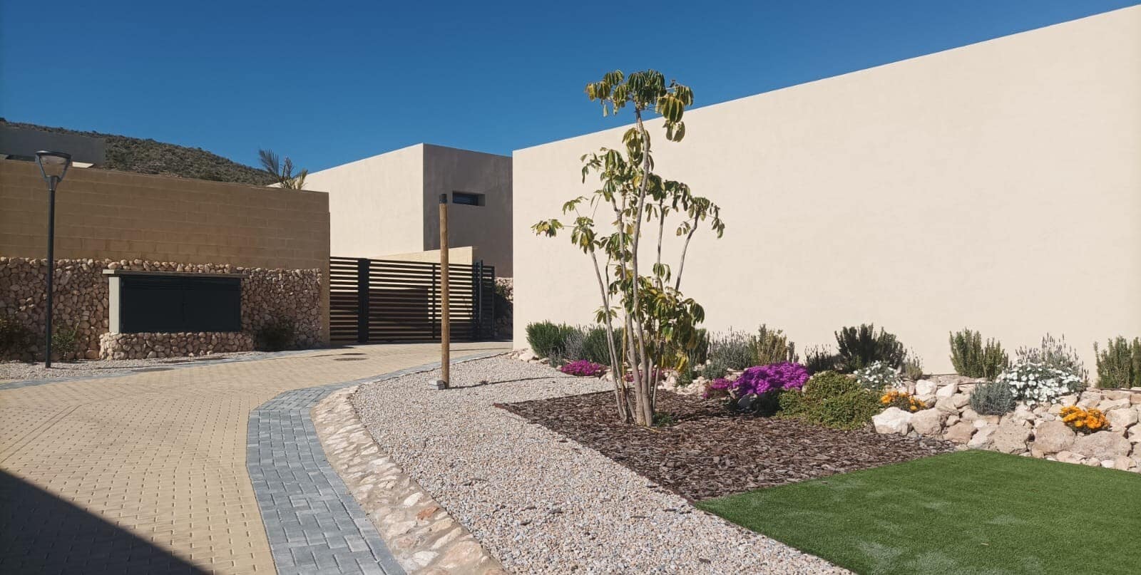 2 bedroom Villa for sale in Banos y Mendigo with pool garage - € 489,000 (Ref: 8914721)