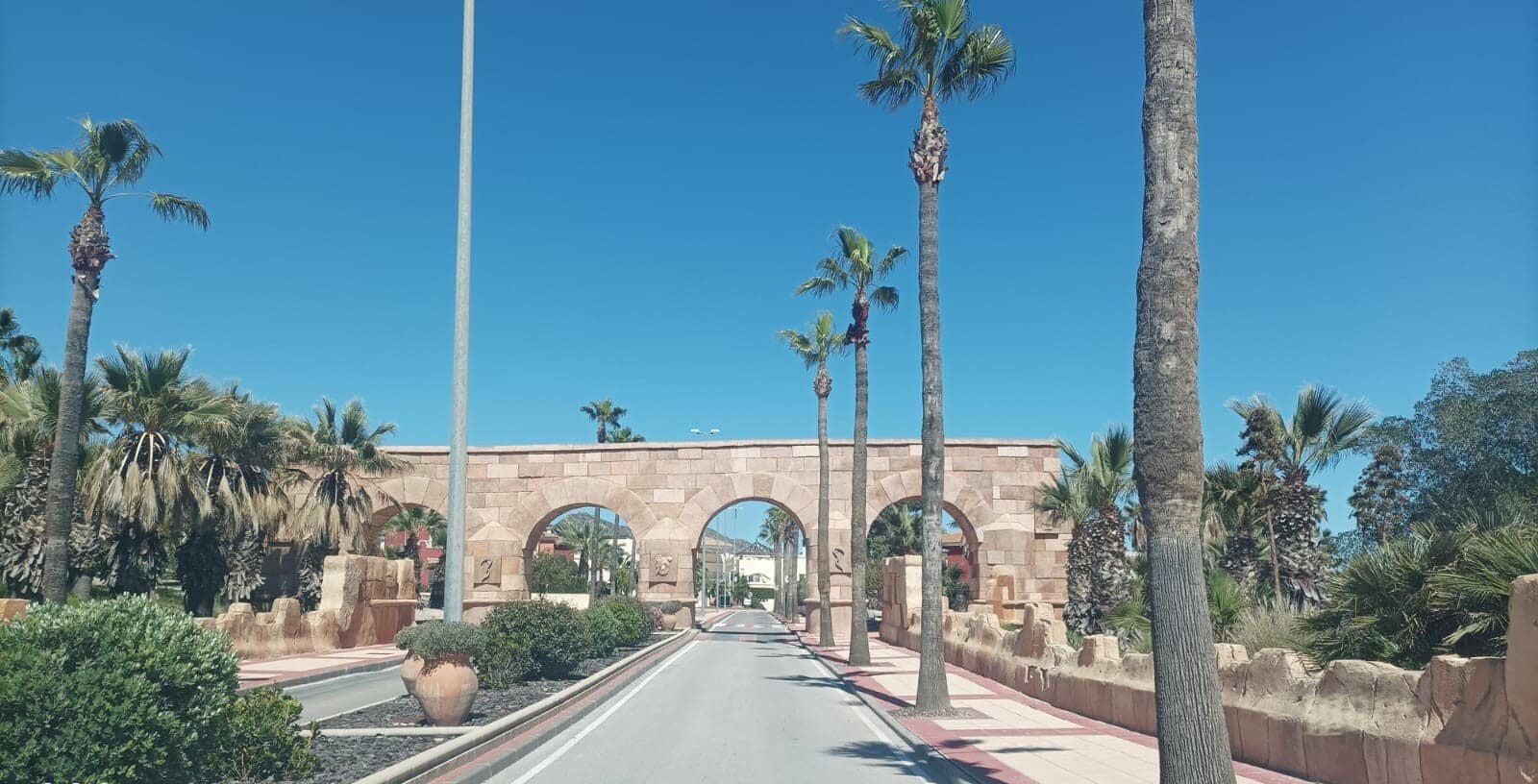 2 bedroom Villa for sale in Banos y Mendigo with pool garage - € 489,000 (Ref: 8914721)