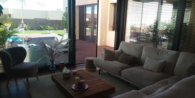 2 bedroom Villa for sale in Baños y Mendigo, Murcia city with pool garage - € 489,000 (Ref: 8914721)