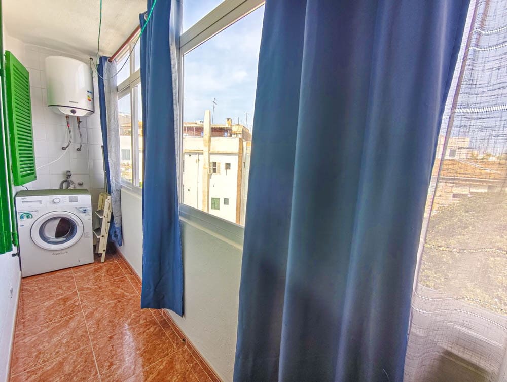 3 soveværelse Lejlighed til salg i Palma de Mallorca - € 315.000 (Ref: 8934693)