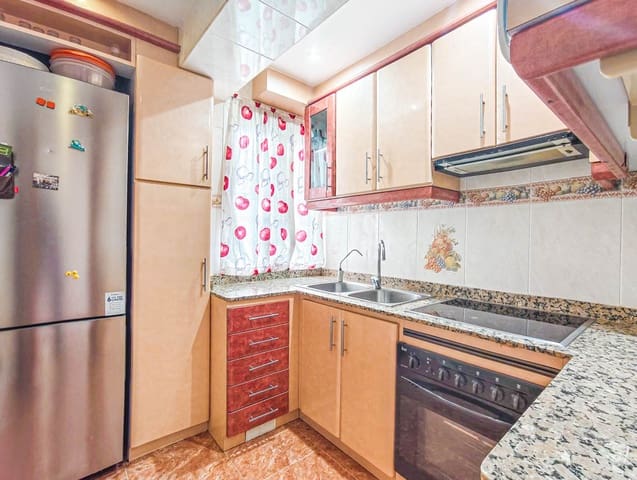 3 soveværelse Lejlighed til salg i Pere Garau, Palma de Mallorca - € 315.000 (Ref: 8934693)