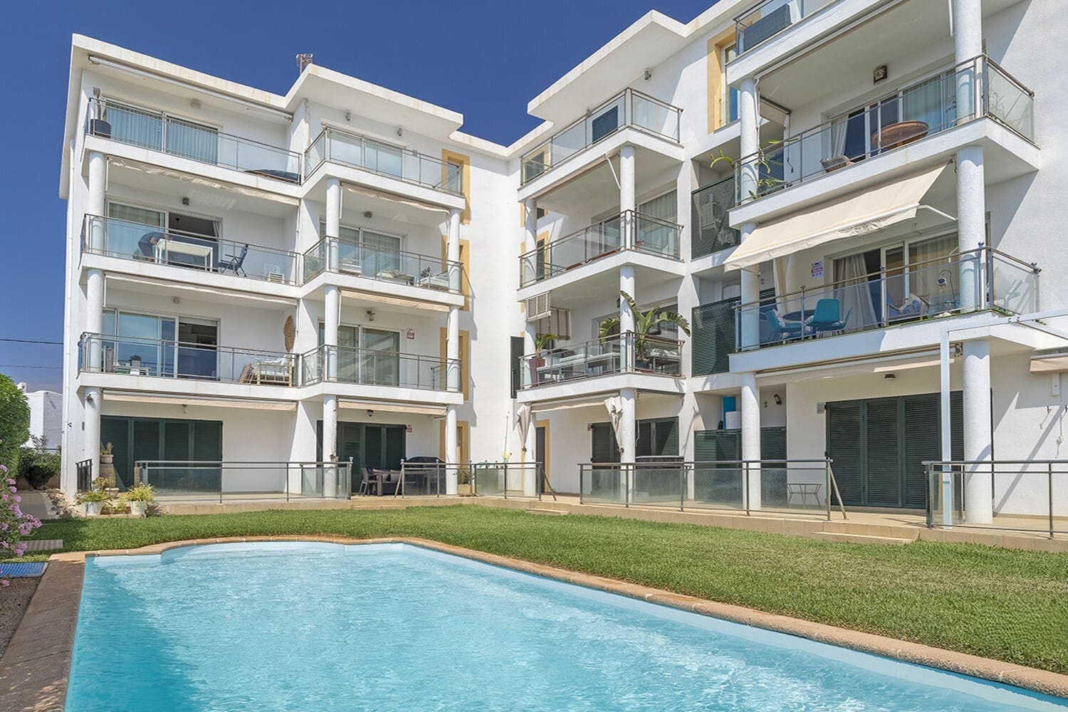 2 soveværelse Penthouse til salg i Cala Pi med swimmingpool garage - € 890.000 (Ref: 8945458)