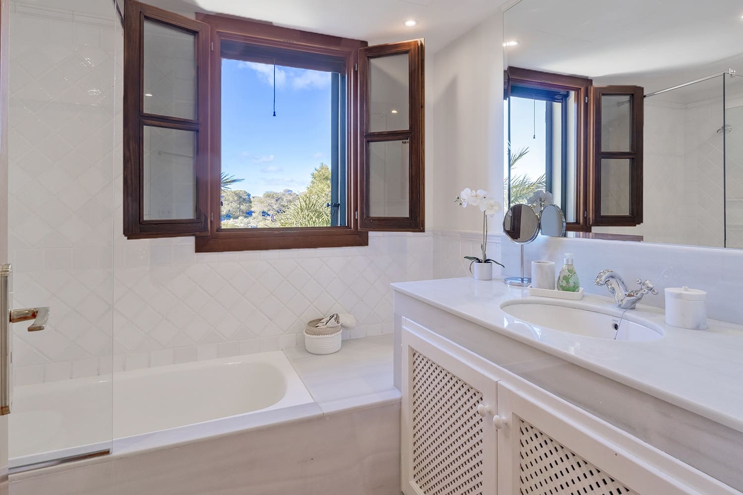 3 soveværelse Semi-Rækkehus til salg i Cala Pi med garage - € 1.590.000 (Ref: 8947439)