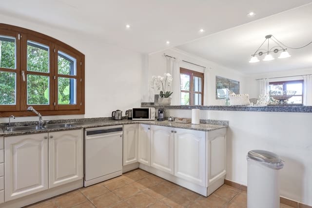 3 bedroom Semi-detached Villa for sale in Cala Pi, Llucmajor with garage - € 1,590,000 (Ref: 8947439)