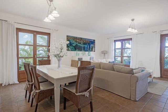 3 bedroom Semi-detached Villa for sale in Cala Pi, Llucmajor with garage - € 1,590,000 (Ref: 8947439)