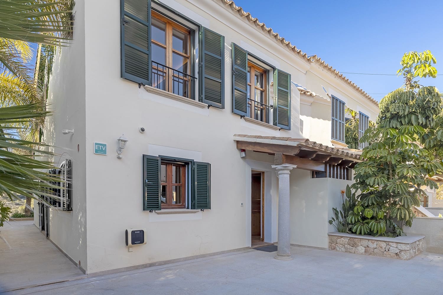 3 soveværelse Semi-Rækkehus til salg i Cala Pi med garage - € 1.590.000 (Ref: 8947439)