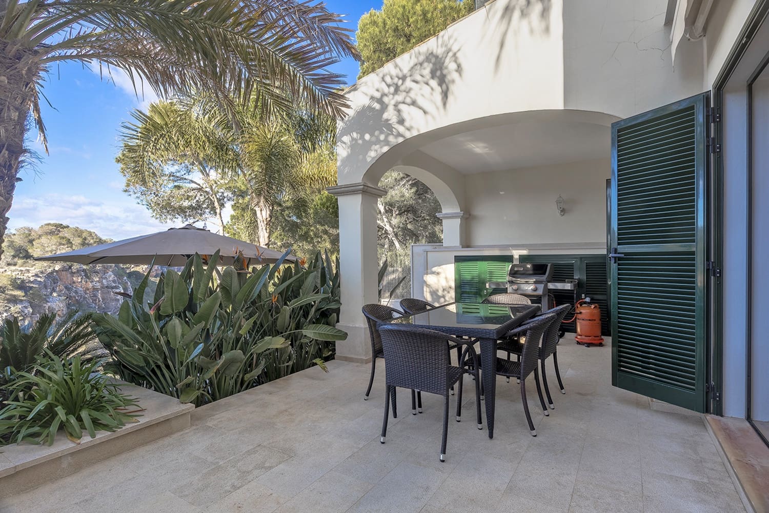 3 soveværelse Semi-Rækkehus til salg i Cala Pi med garage - € 1.590.000 (Ref: 8947439)