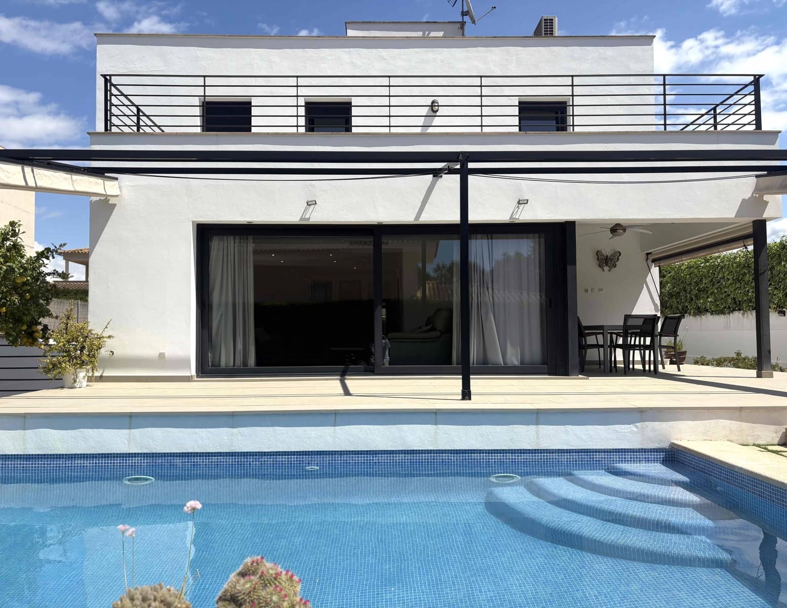 5 makuuhuone Huvila vuokrattavana paikassa Palma de Mallorca mukana uima-altaan 
autotalli - 4 800 € (Ref: 8948172)