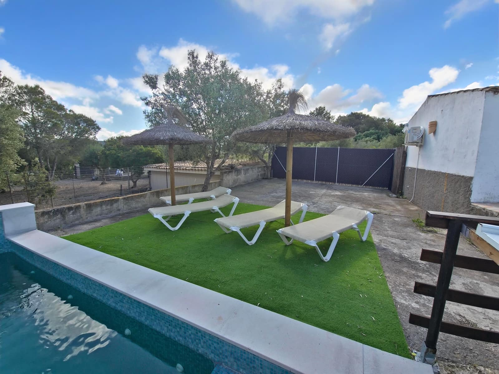 1 soverom Finca/Herregård til salgs i Manacor med svømmebasseng garasje - € 280 000 (Ref: 8969622)