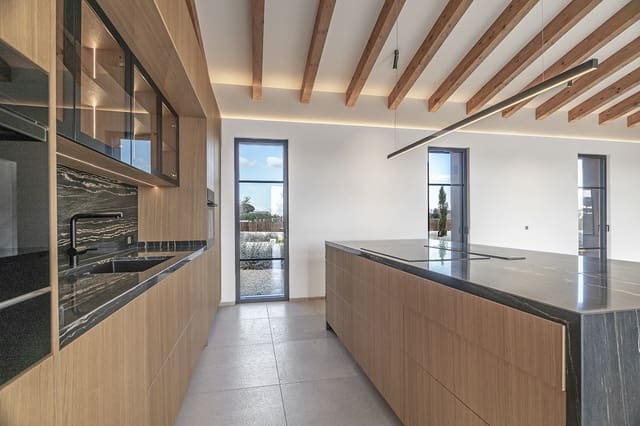 3 soveværelse Villa til salg i Campos med swimmingpool garage - € 2.690.000 (Ref: 8971228)