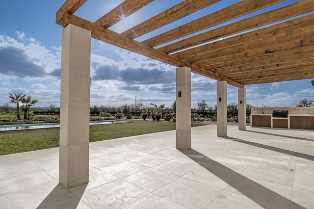 3 sypialnia Willa na sprzedaż w Campos z basenem garażem - 2 690 000 € (Ref: 8971228)