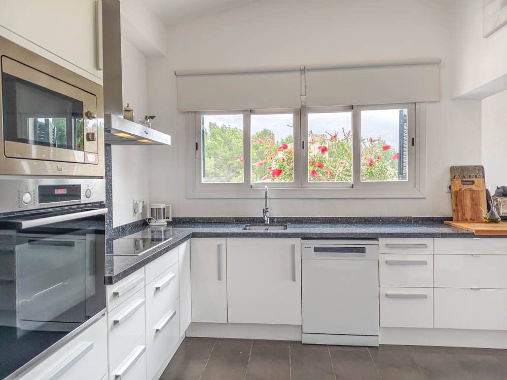 3 soveværelse Villa til salg i Costa de la Calma med swimmingpool garage - € 1.350.000 (Ref: 8971231)