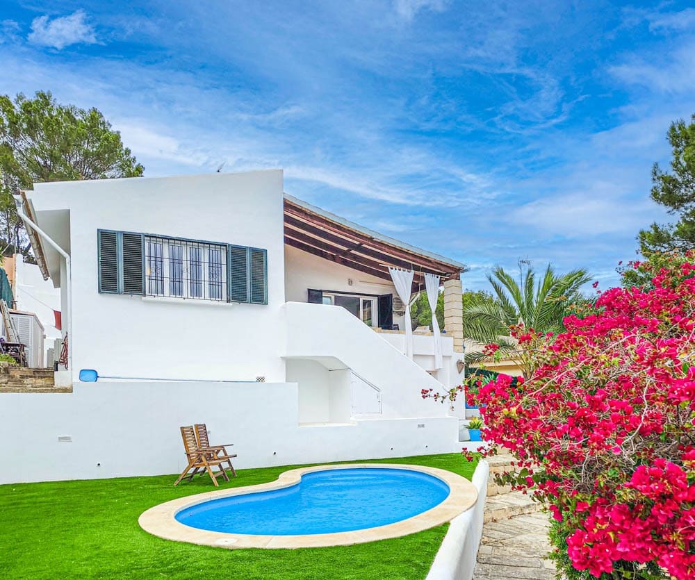 3 soveværelse Villa til salg i Costa de la Calma med swimmingpool garage - € 1.350.000 (Ref: 8971231)