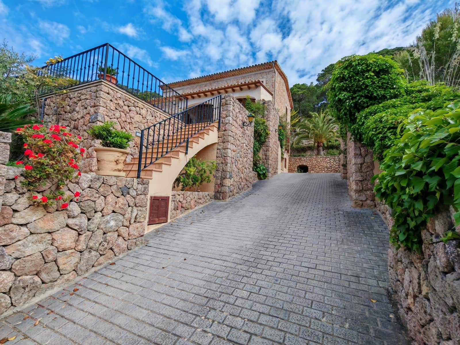 4 chambre Finca/Maison de Campagne à vendre à Valldemosa avec piscine garage - 3 700 000 € (Ref: 8977766)