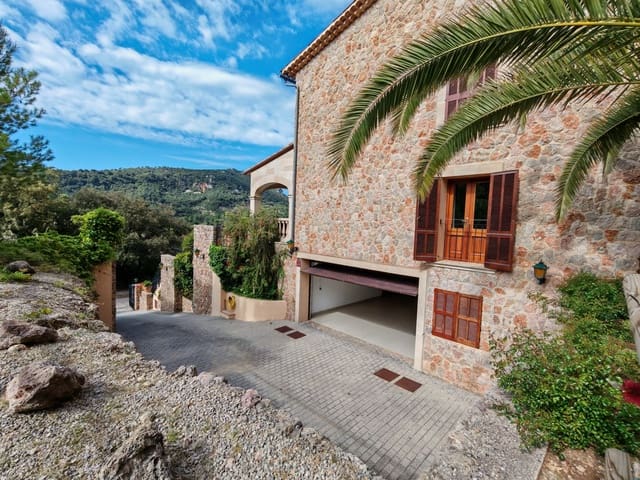 4 soveværelse Finca/Landehus til salg i Valldemosa med swimmingpool garage - € 3.700.000 (Ref: 8977766)