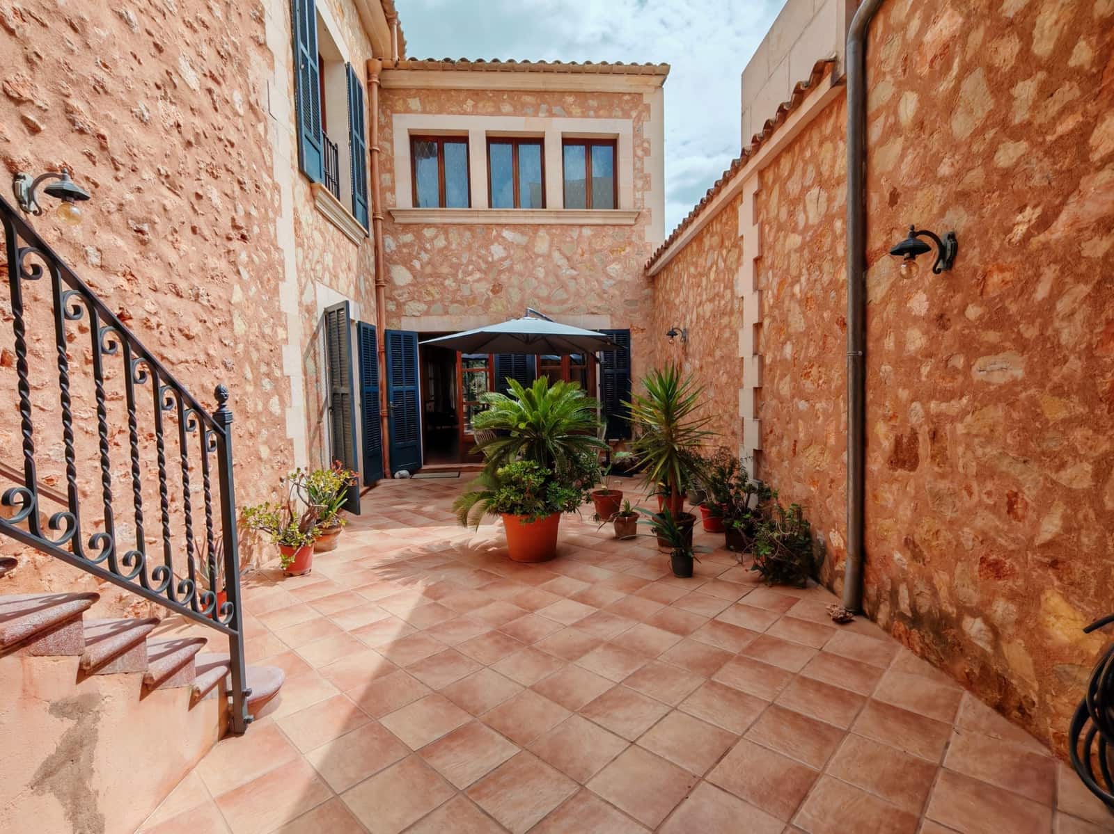 5 soveværelse Byhus til salg i Campos - € 1.200.000 (Ref: 8977843)