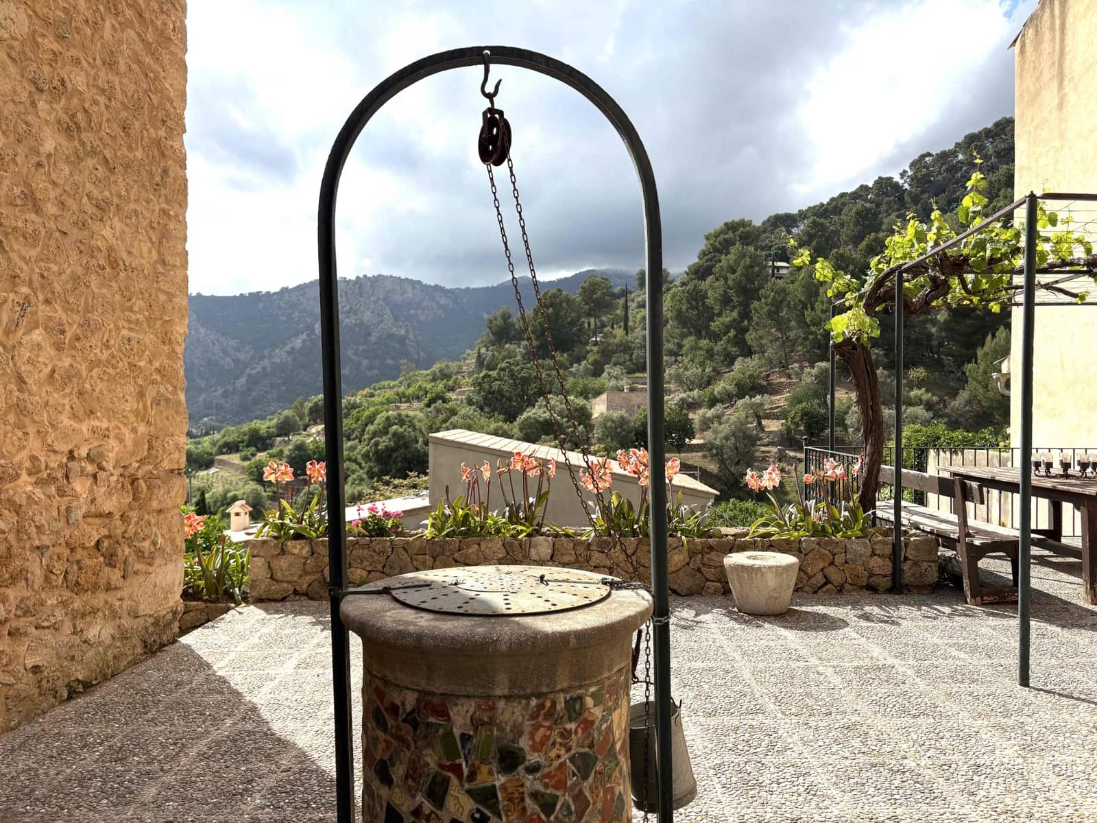 4 soveværelse Finca/Landehus til salg i Bunyola - € 1.190.000 (Ref: 8983687)