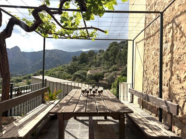 4 soveværelse Finca/Landehus til salg i Bunyola - € 1.190.000 (Ref: 8983687)