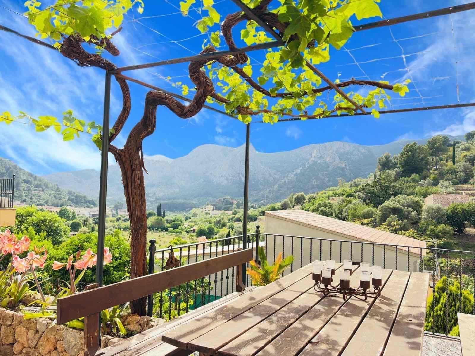 4 soveværelse Finca/Landehus til salg i Bunyola - € 1.190.000 (Ref: 8983687)