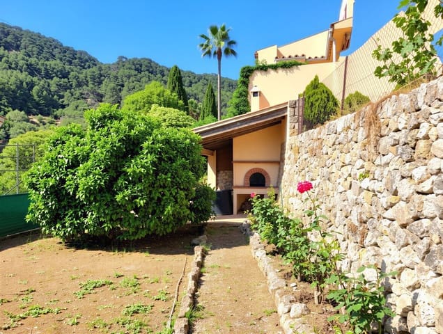 4 soveværelse Finca/Landehus til salg i Bunyola - € 1.190.000 (Ref: 8983687)