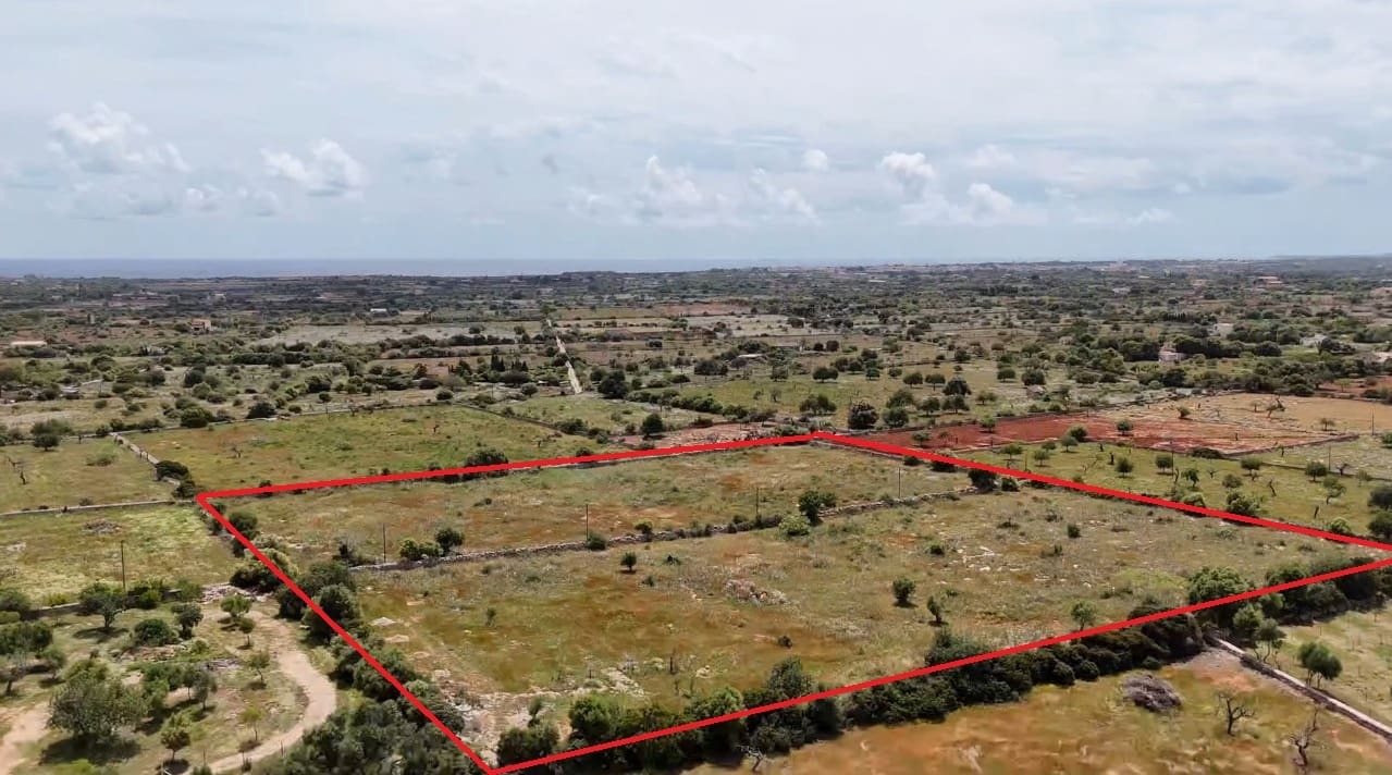 Grunde uden byggetilladelser til salg i Portocristo / Port de Manacor - € 480.000 (Ref: 8986410)