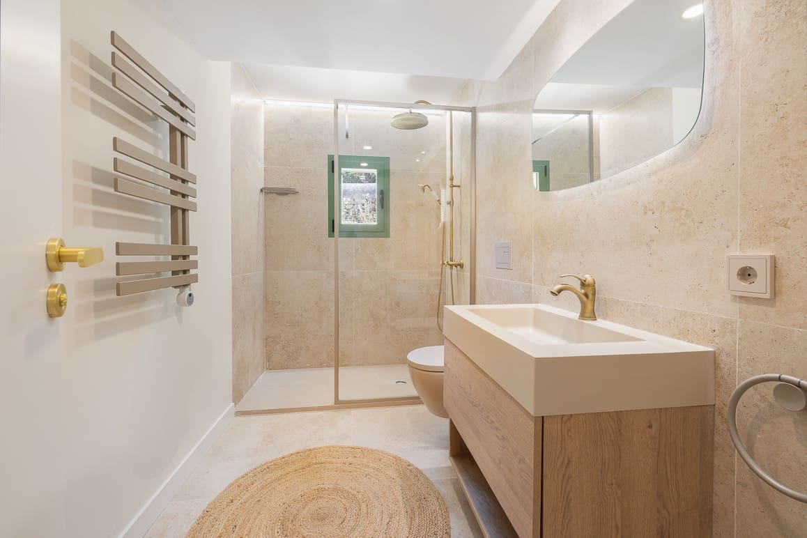 6 soveværelse Finca/Landehus til salg i Esporles med swimmingpool garage - € 1.850.000 (Ref: 8993027)