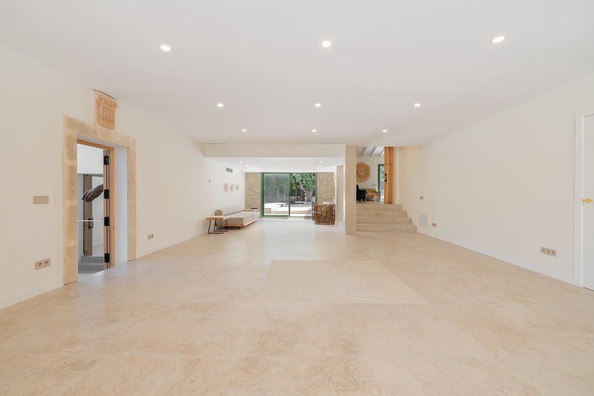 6 soveværelse Finca/Landehus til salg i Esporles med swimmingpool garage - € 1.850.000 (Ref: 8993027)