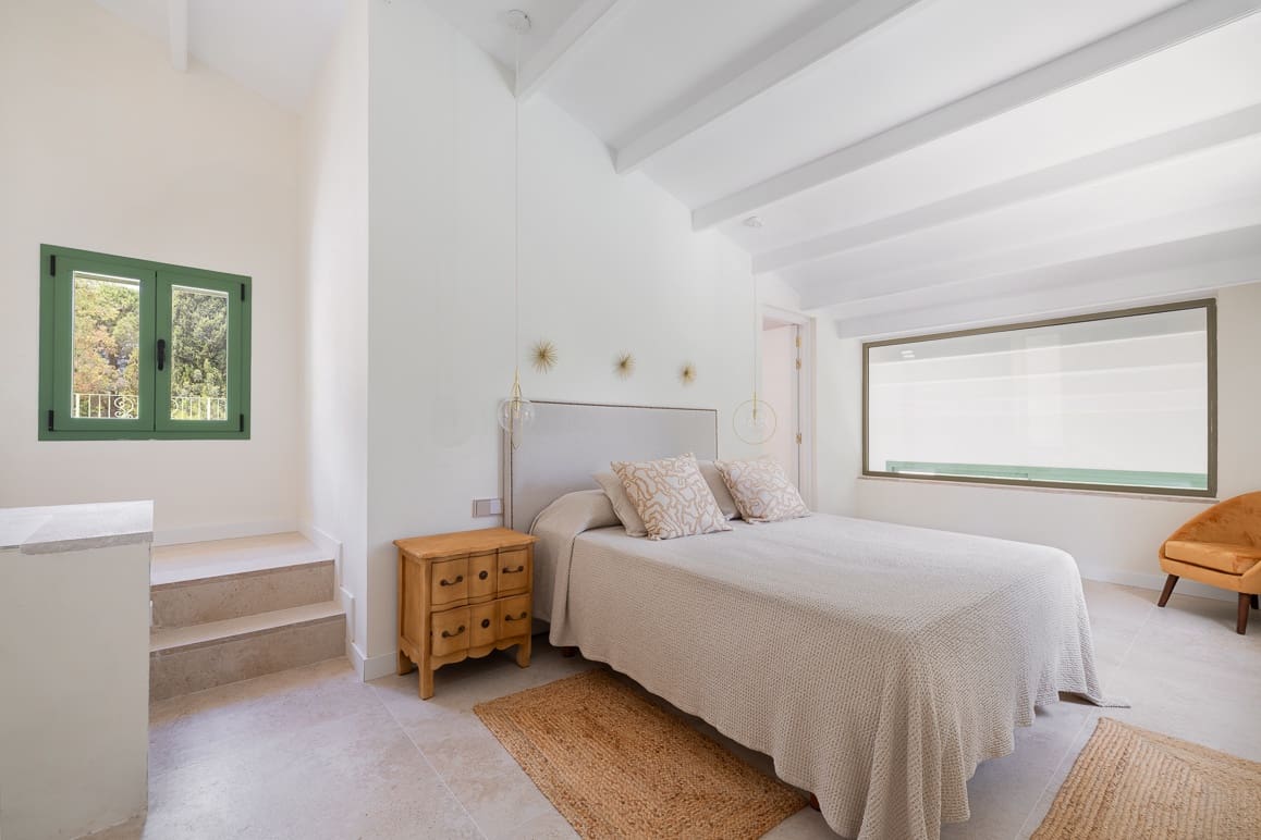 6 soveværelse Finca/Landehus til salg i Esporles med swimmingpool garage - € 1.850.000 (Ref: 8993027)