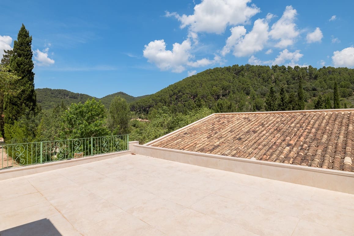 6 soveværelse Finca/Landehus til salg i Esporles med swimmingpool garage - € 1.850.000 (Ref: 8993027)