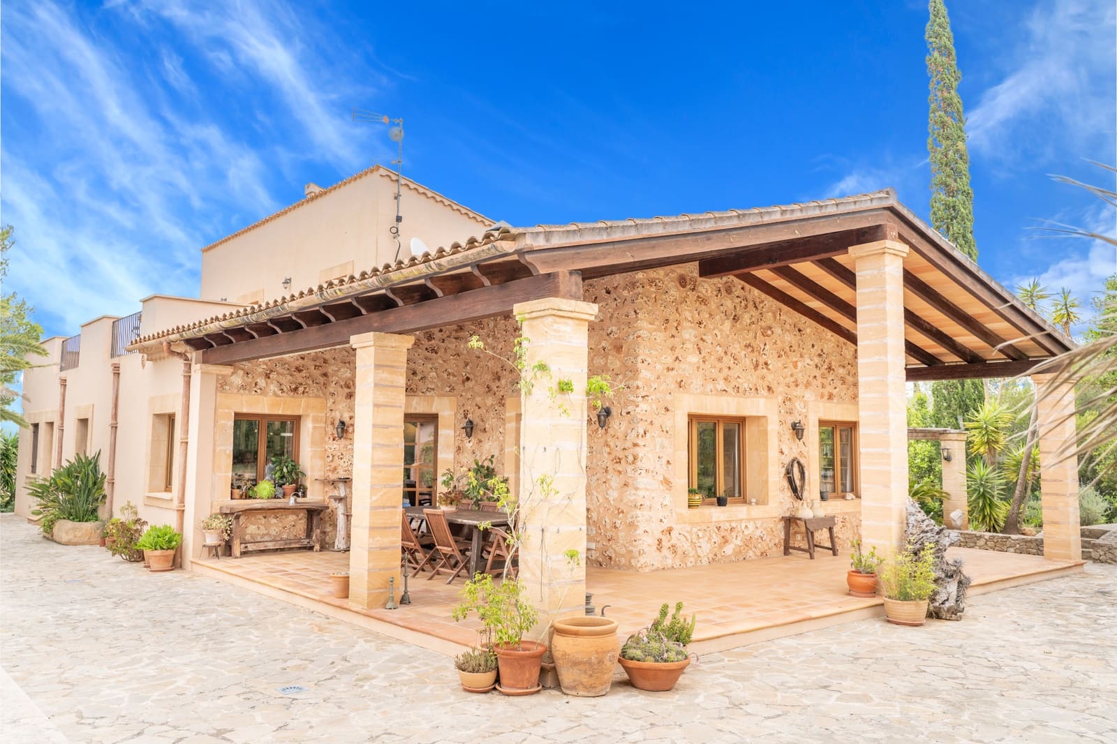 3 bedroom Finca/Country House for sale in Portocristo / Port de Manacor with pool garage - € 1,795,000 (Ref: 9012468)