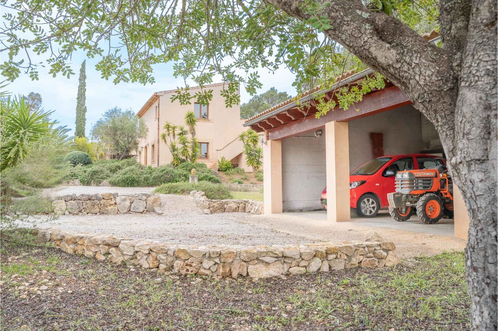 3 bedroom Finca/Country House for sale in Portocristo / Port de Manacor with pool garage - € 1,795,000 (Ref: 9012468)