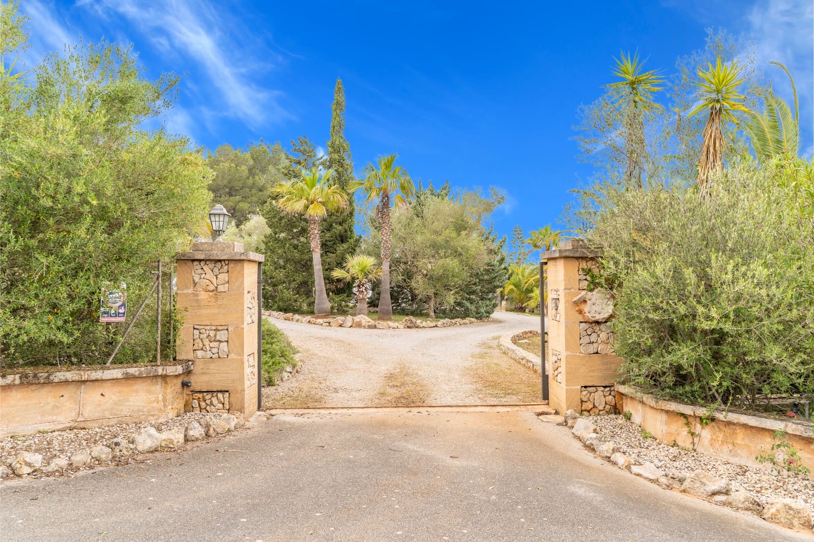 3 bedroom Finca/Country House for sale in Portocristo / Port de Manacor with pool garage - € 1,795,000 (Ref: 9012468)