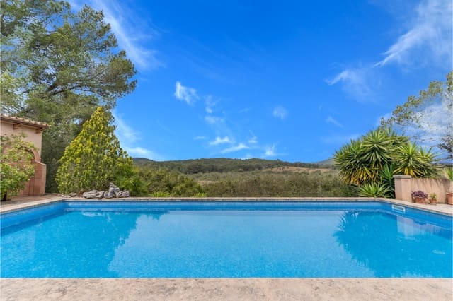 3 bedroom Finca/Country House for sale in Portocristo / Port de Manacor, Manacor with pool garage - € 1,795,000 (Ref: 9012468)