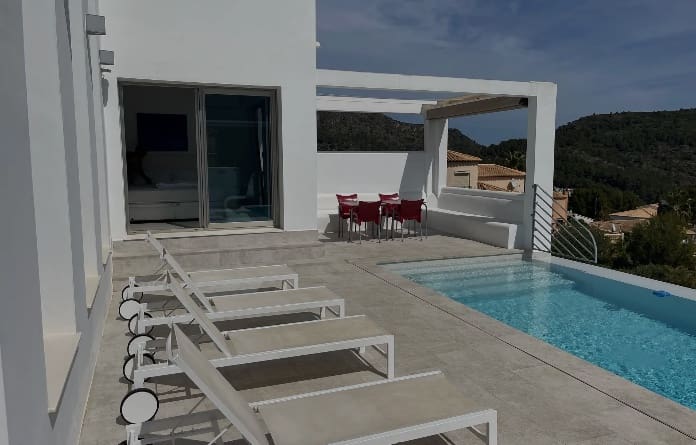 5 sypialnia Willa na sprzedaż w L'Atzuvia z basenem garażem - 785 000 € (Ref: 9013394)