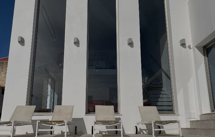 5 sypialnia Willa na sprzedaż w L'Atzuvia z basenem garażem - 785 000 € (Ref: 9013394)