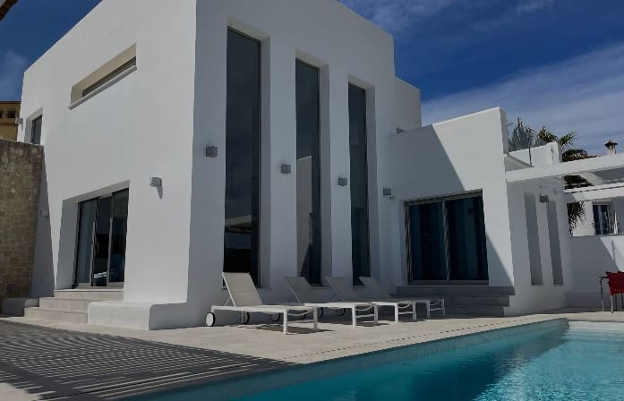 5 sypialnia Willa na sprzedaż w L'Atzuvia z basenem garażem - 785 000 € (Ref: 9013394)