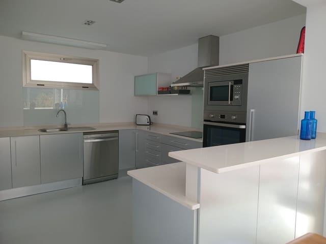 5 bedroom Villa for sale in L'Atzúvia with pool garage - € 696,000 (Ref: 9013394)