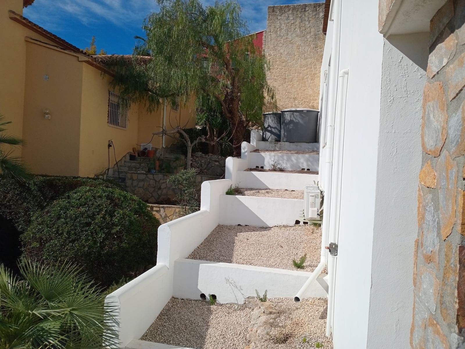 5 soveværelse Villa til salg i L'Atzuvia med swimmingpool garage - € 696.000 (Ref: 9013394)