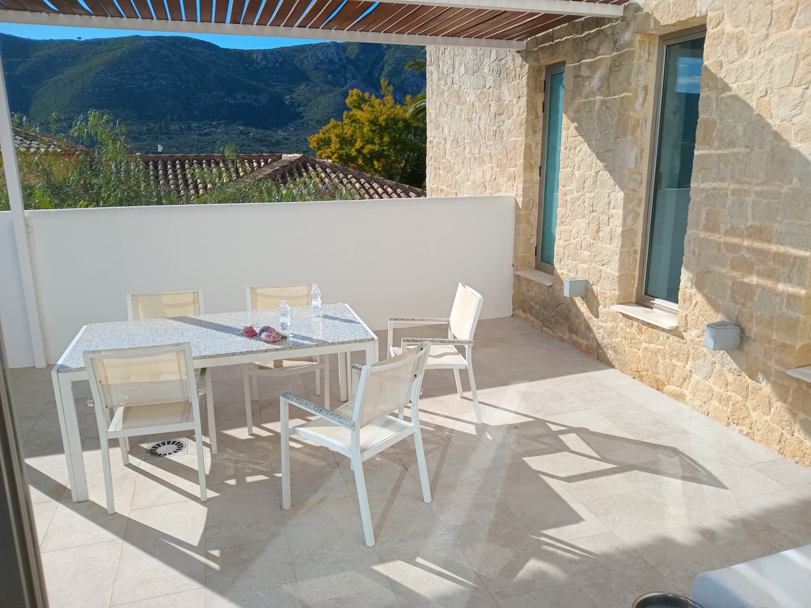 5 soveværelse Villa til salg i L'Atzuvia med swimmingpool garage - € 696.000 (Ref: 9013394)